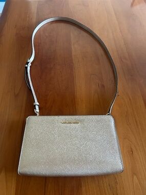 Michael Kors Jet Set Travel Large Convertible Leather Crossbody